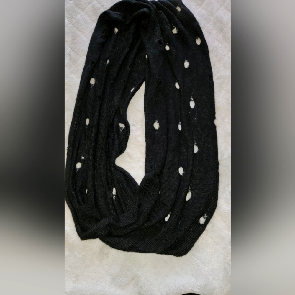Black Betsey Johnson Acrylic Infinity Scarf - OS